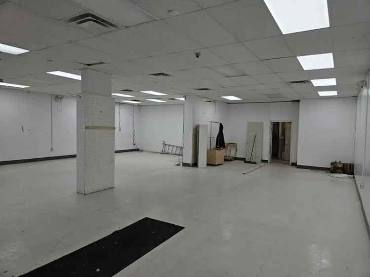 Commercial property For Rent in Edmonton, Alberta