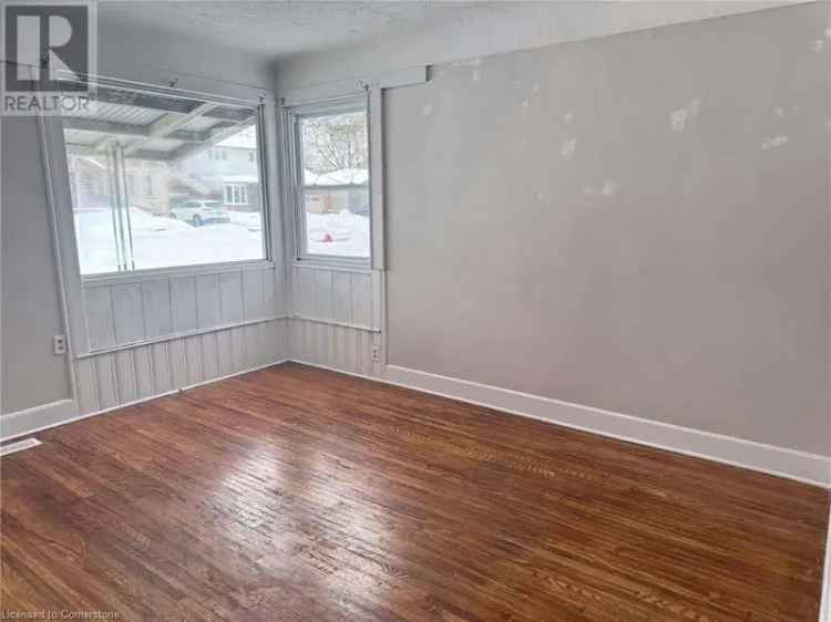 Rent Cozy Bungalow in Friendly Neighbourhood with Two Bedrooms