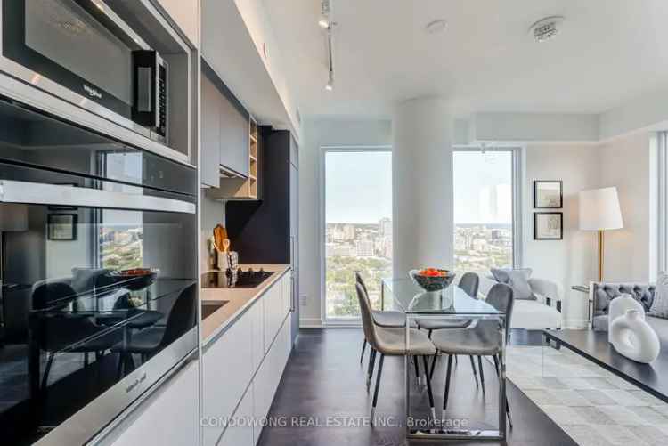 Condo For Sale in Toronto, Ontario