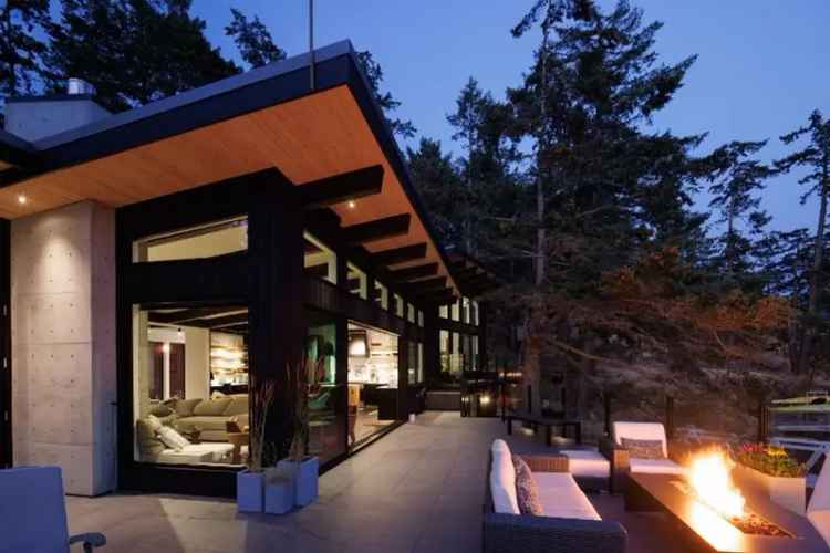 Explore This Mesmerizing $5M Home on BC's Salt Spring Island