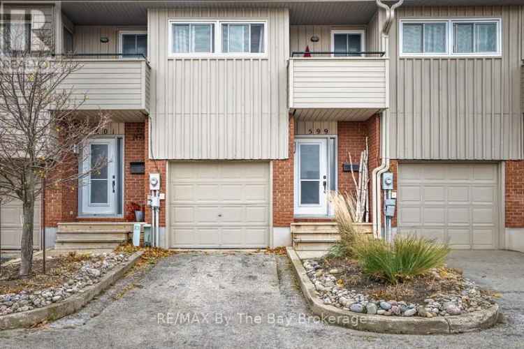 Buy 3 Bedroom House in Collingwood with Private Driveway and Deck