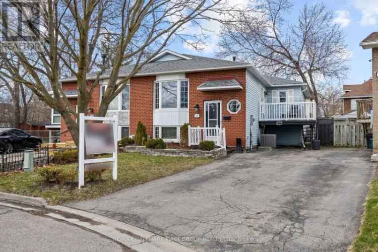 Renovated Semi-Detached Home Near Civic Recreation Complex