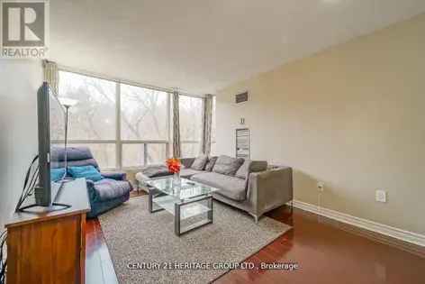 2 rooms apartment of 169 m² in Toronto