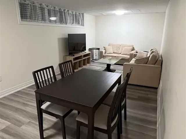 2 Bedrm Lower Unit Apartment Near Great Schools