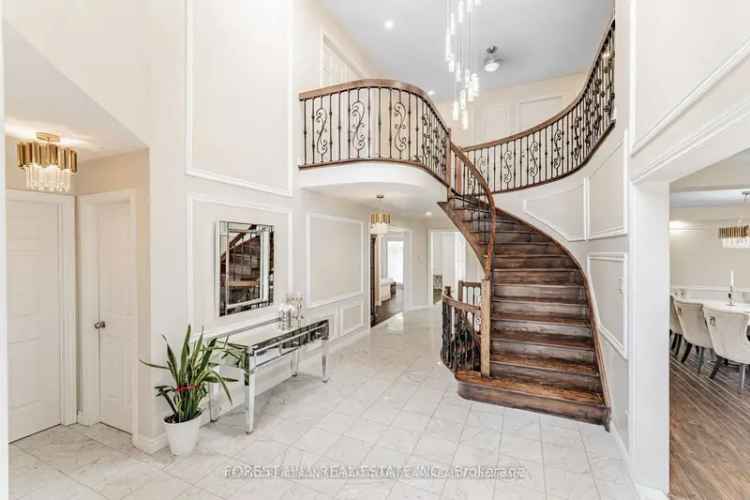 Stunning Family Home on Ravine Lot in Thornhill