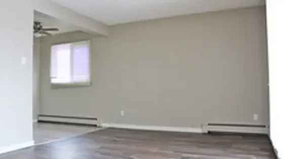 Rent 2 Rooms Apartment in Edmonton with Pet Friendly Features