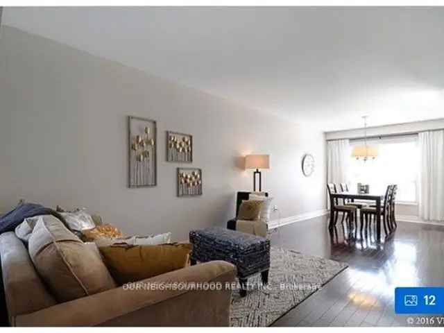 Courtice Townhome: 3 Beds, 3 Baths, Backyard, 2-Car Parking