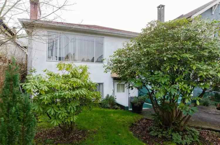 Kitsilano House for Sale Near Beach and Amenities