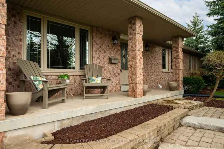 Luxury Bungalow in Cardinal Woods Estate with Pool and Hot Tub