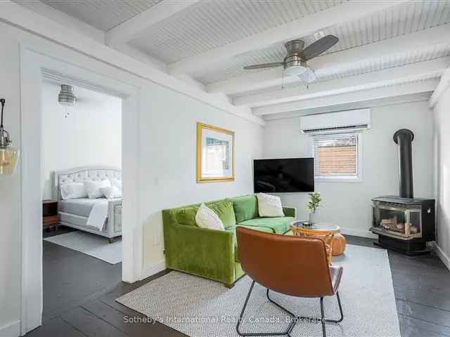 Collingwood 2-Unit Investment Property - Charming & Modern Units