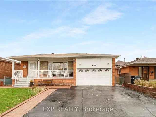 Detached Bungalow in Prime Malton Family-Friendly Neighborhood