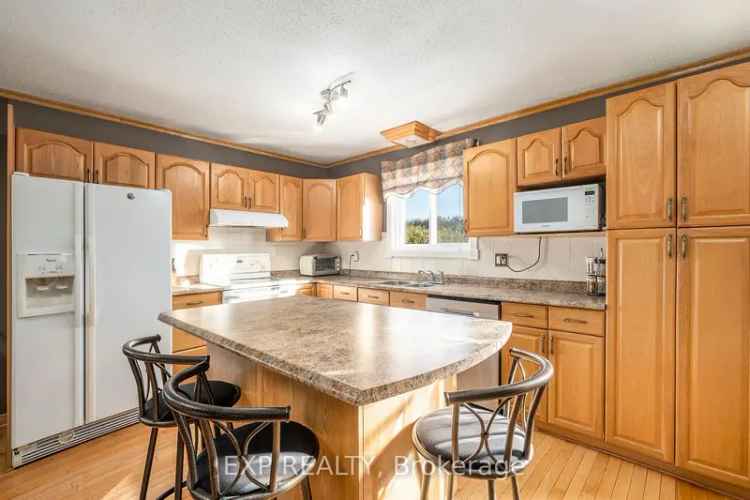 House For Sale in Ottawa, Ontario