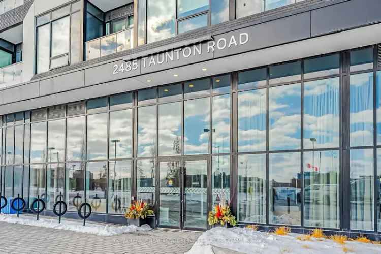 Luxury 1+Den Condo in Oakville Uptown Core - Modern Amenities