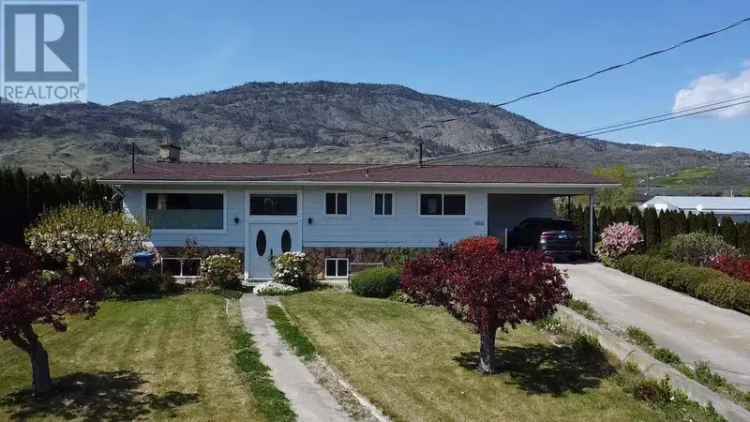 Spacious Osoyoos Home with Suite Potential 5 Bed 3 Bath