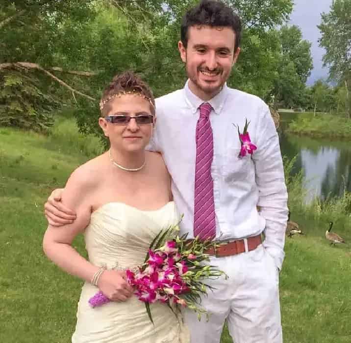 Quiet Couple Seeks 2-3 Bedroom Home - 6 Months Rent Upfront