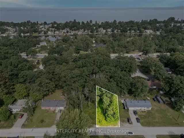 Building Lot For Sale in Developed Subdivision Near Collingwood