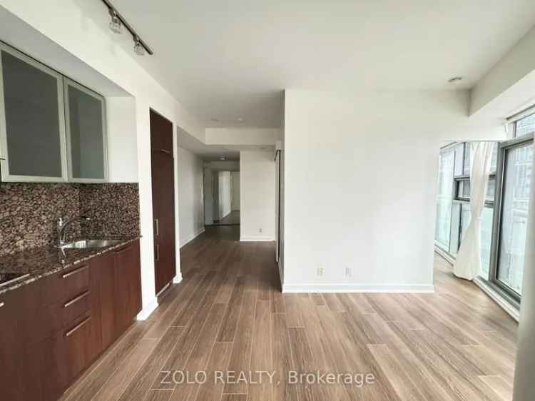 Condo For Rent in Toronto, Ontario