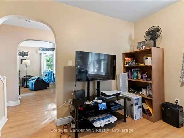 House For Sale in Wellington North, Ontario