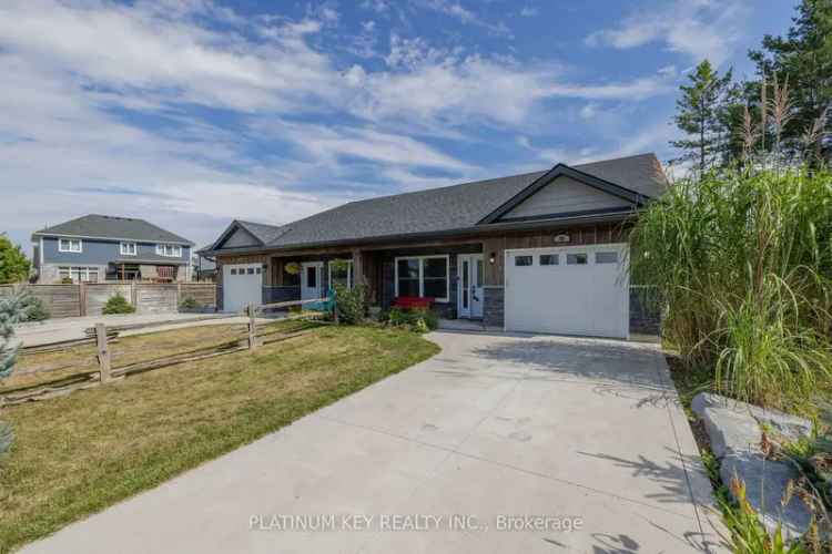 House For Sale in Strathroy-Caradoc, Ontario