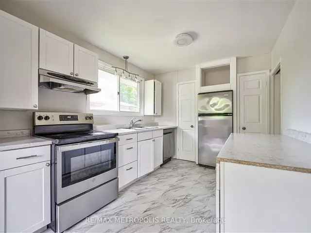 House For Sale in Peterborough, Ontario