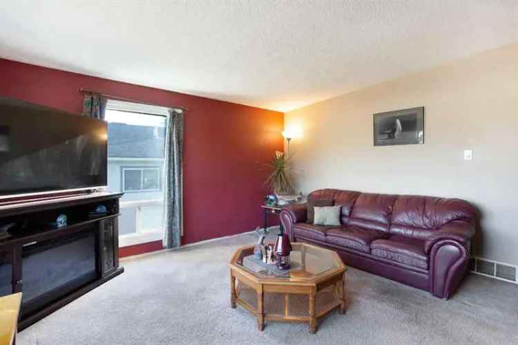 Duplex For Rent in Edmonton, Alberta