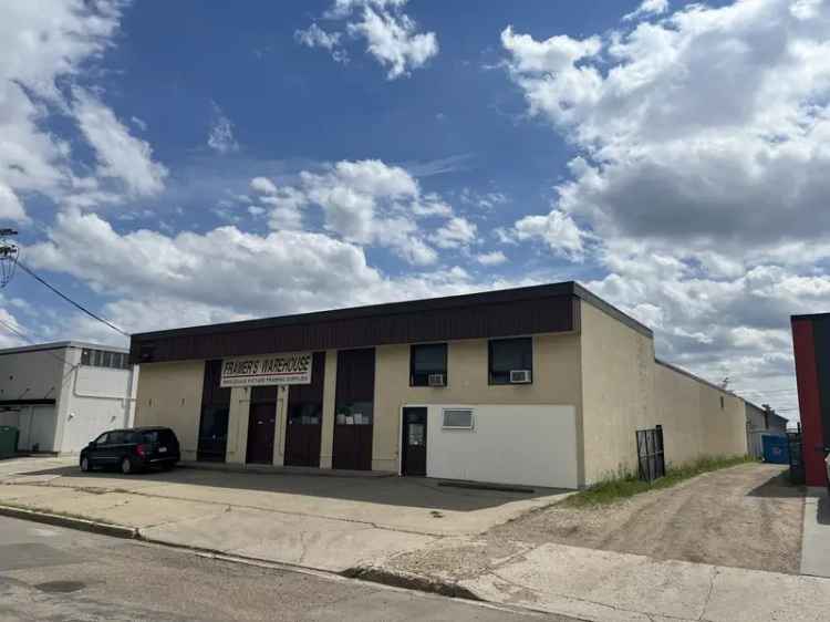 Freestanding Warehouse with Showroom - Ideal for Light Industrial