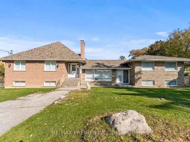 House For Sale in Vaughan, Ontario