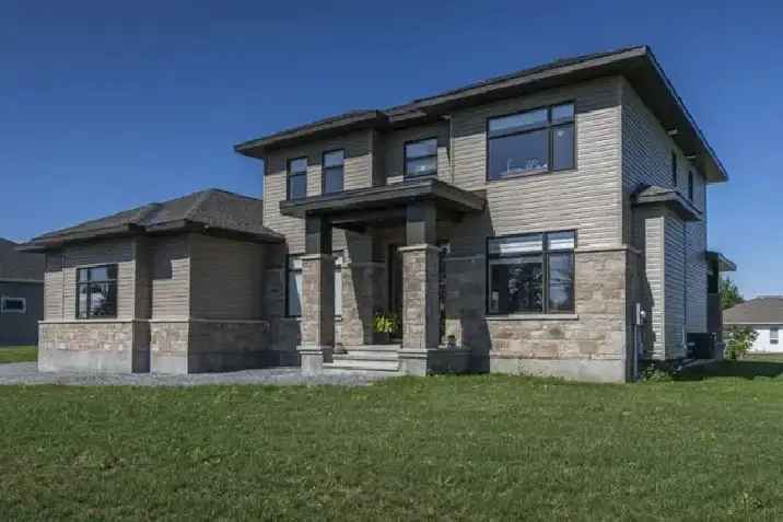 GORGEOUS HUGE CUSTOM HOME.... 4-Bedroom,5-Bathrms, 4-car garage.