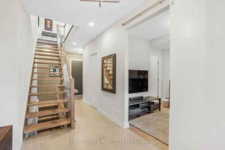 Modern 3 Bed 4 Bath Home Greystone Village Near Rideau River