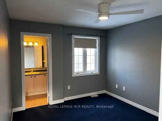 House For Sale in Barrie, Ontario