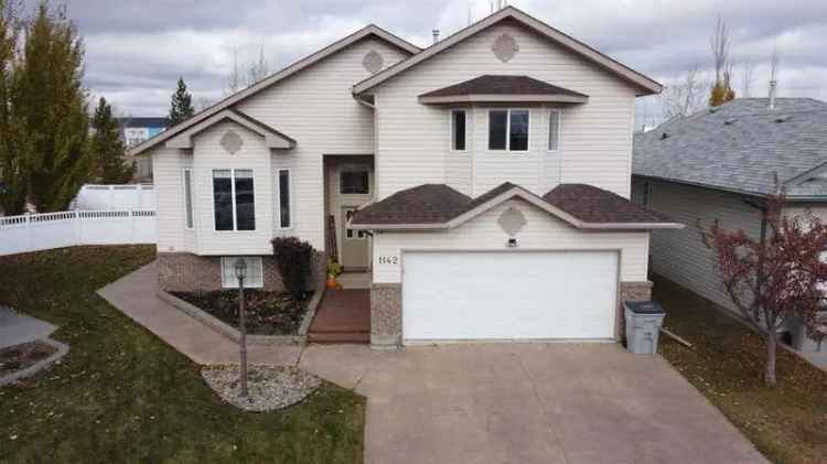 1600+ Sq Ft Bi Level Home 4 Bed 2 5 Bath Family Home