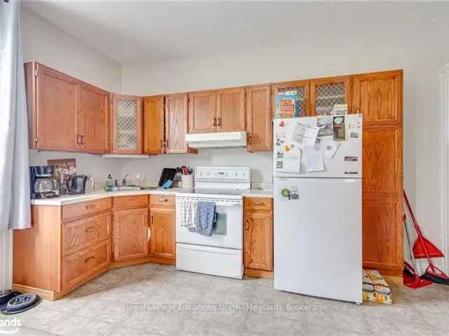 House For Sale in Quinte West, Ontario