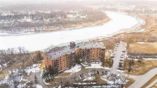 Marina Del Ray Condo for Sale 2 Bed 2 Bath Winnipeg