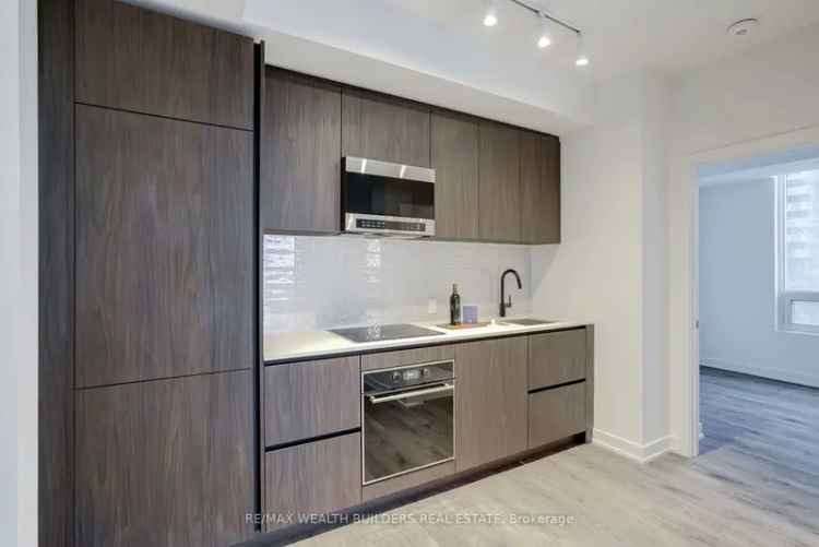 Condo For Rent in Toronto, Ontario