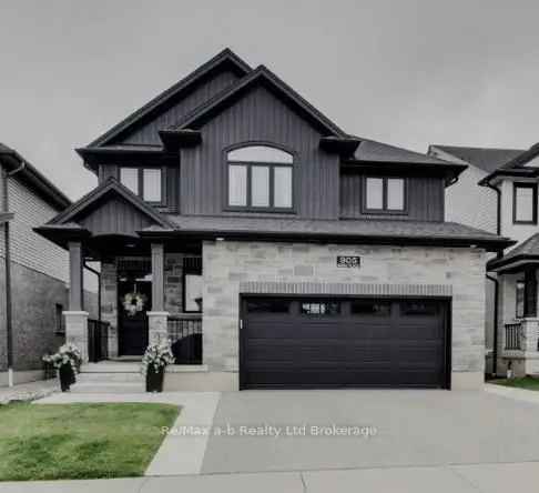 3 1 Bedroom 4 Bathroom Family Home Double Garage