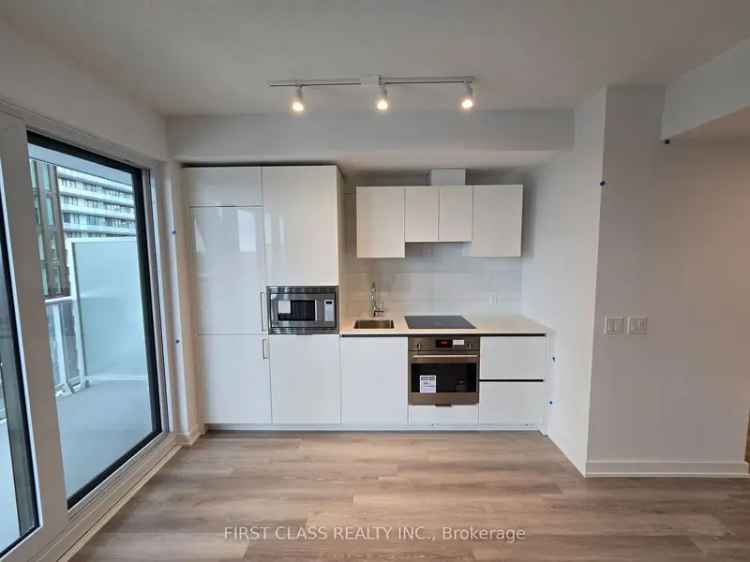 Downtown Toronto 1-Bedroom Condo Brand New Spacious Open Concept