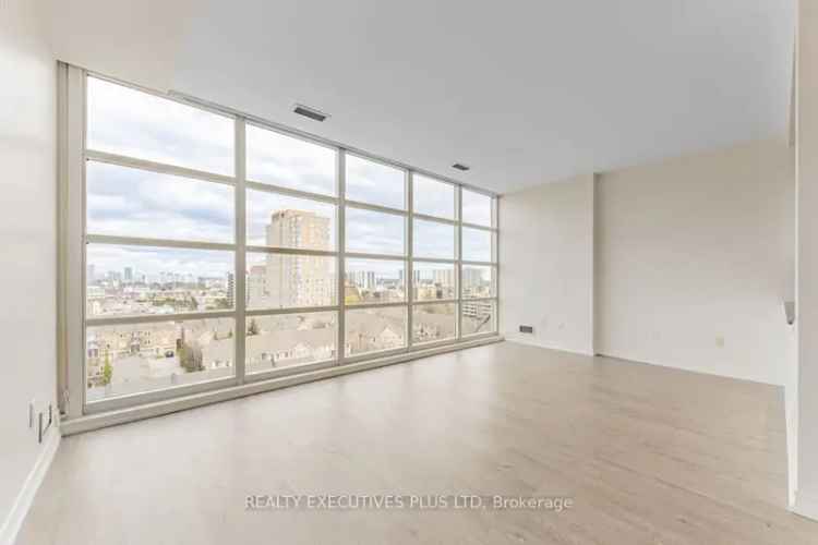 Condo For Sale in Toronto, Ontario