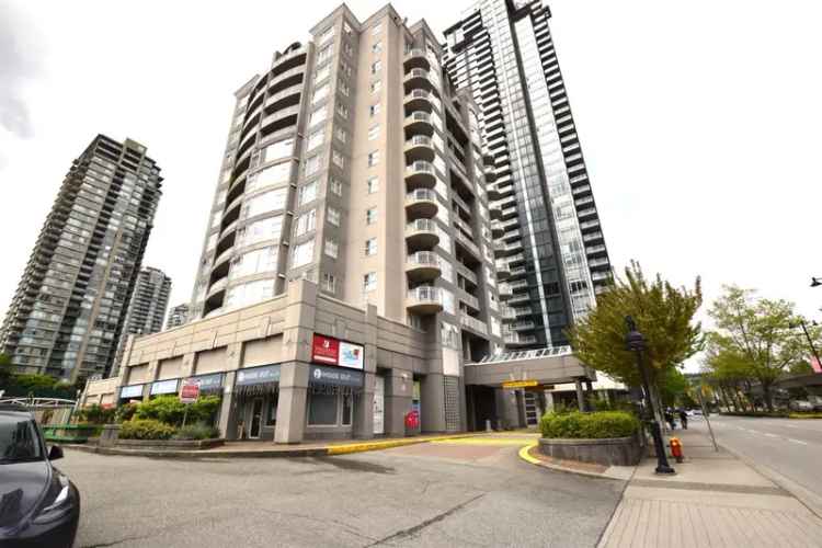 Frontenac Tower 3 Bed 2 Bath Corner Unit Panoramic Views
