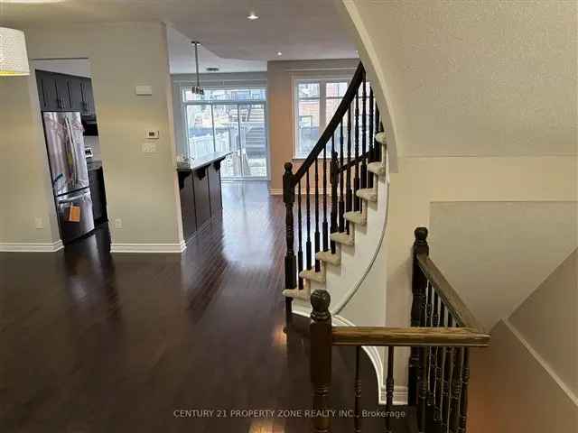 Ideal Kanata Townhome 3 Beds 25 Baths Updated Kitchen Fireplace