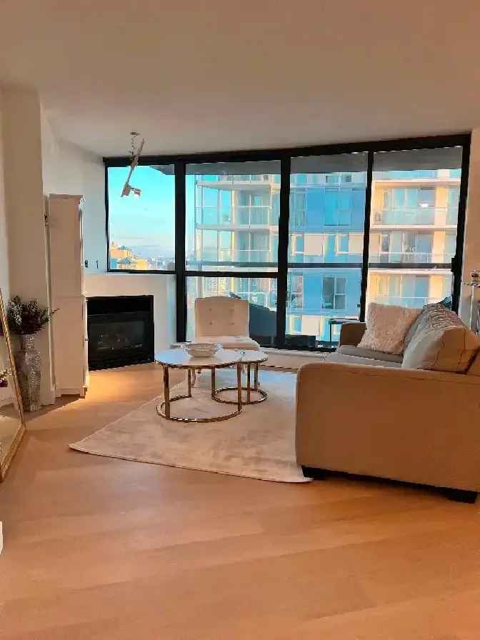 Ocean view! 1br 1bath, den, available Dec 1st