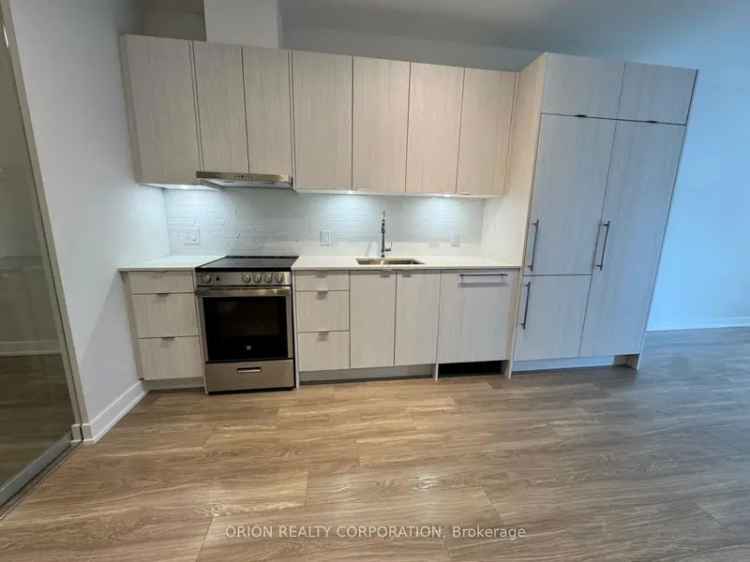 Buy Condo in Mississauga with 2 Bedrooms and Modern Amenities