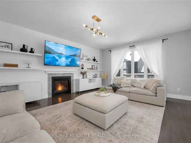 Luxury 5000 Sq Ft Detached Home 4 Beds 5 Baths