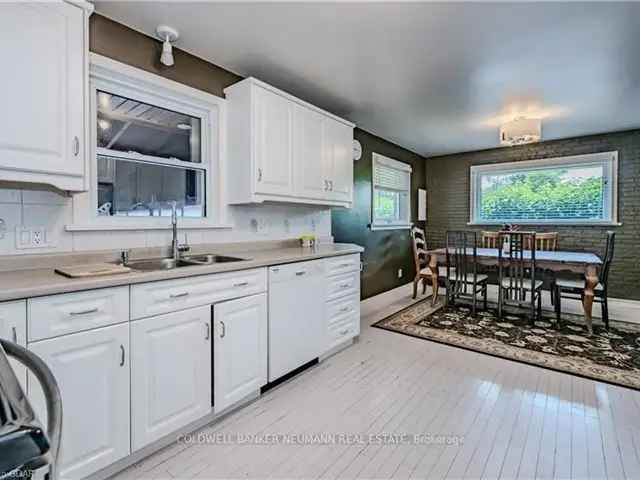 Welland Detached Bungalow - 3+3 Beds, 1+1.5 Baths - Completely Renovated