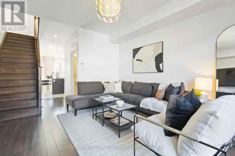 House For Sale in Toronto, Ontario