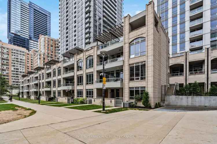 Condo For Sale in 761, Bay Street, Toronto, Ontario