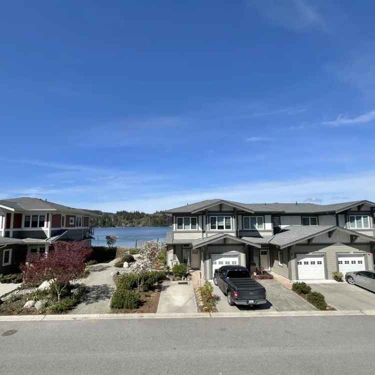 Waterfront Townhouse for Sale in Sechelt - 3 Bed, 2.5 Bath