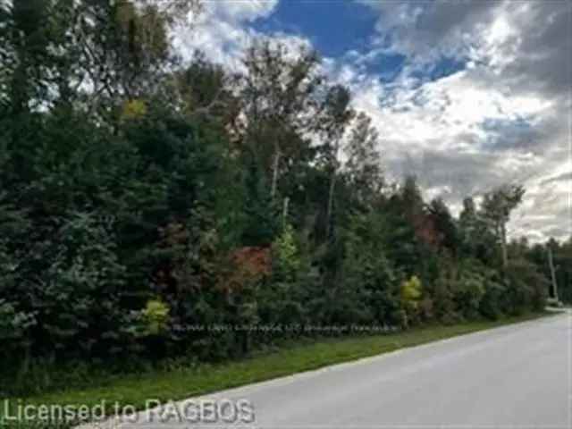 Land For Sale in Southampton, Ontario