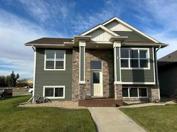 House For Rent in City of Lloydminster, Alberta