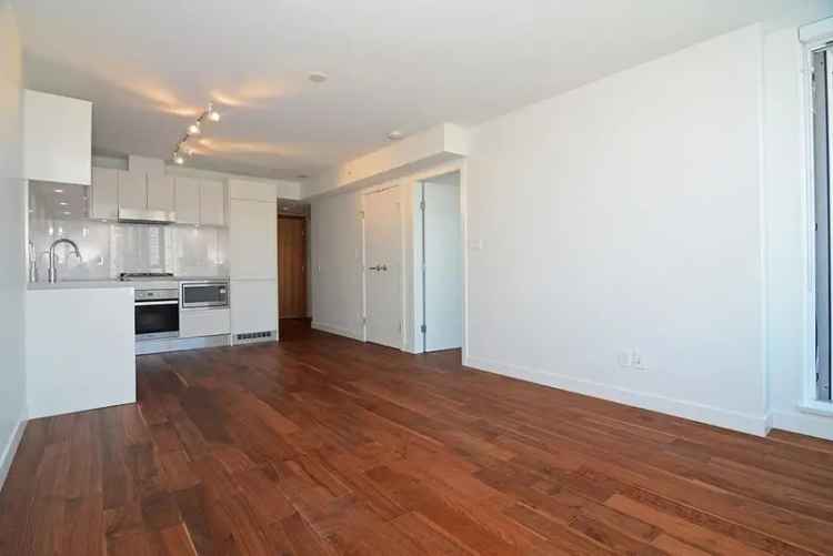 Spacious Chinatown Condo with Stunning City Views