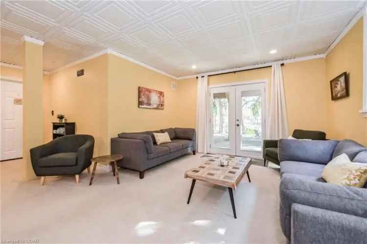 House For Sale in Centre Wellington, Ontario